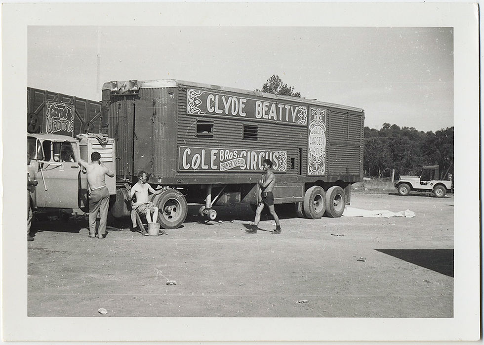 Thumbnail: CLYDE BEATTY COLE BROS CIRCUS RINGMASTER WAGON & MEN BATHING FEET in HOT SUN