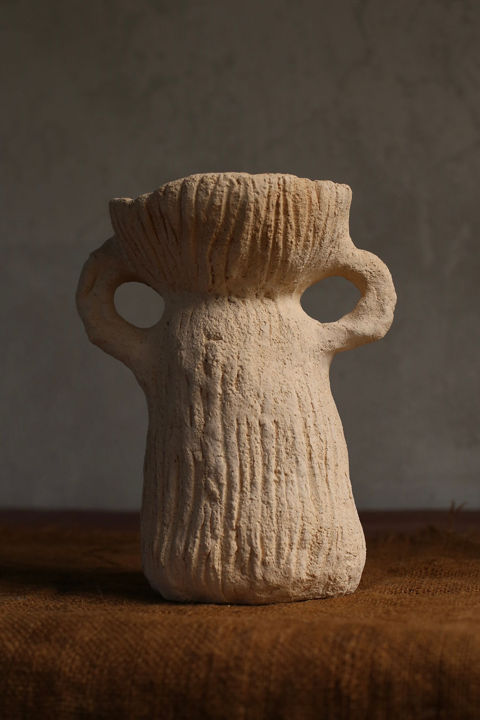 “Diva” Organic Massage Candle with Amber Scent