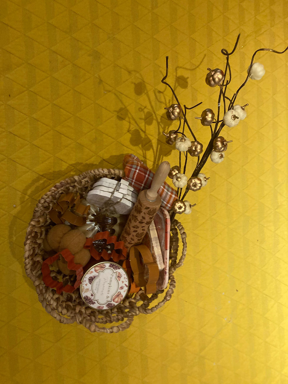 Thumbnail: Fall Themed Gift Basket