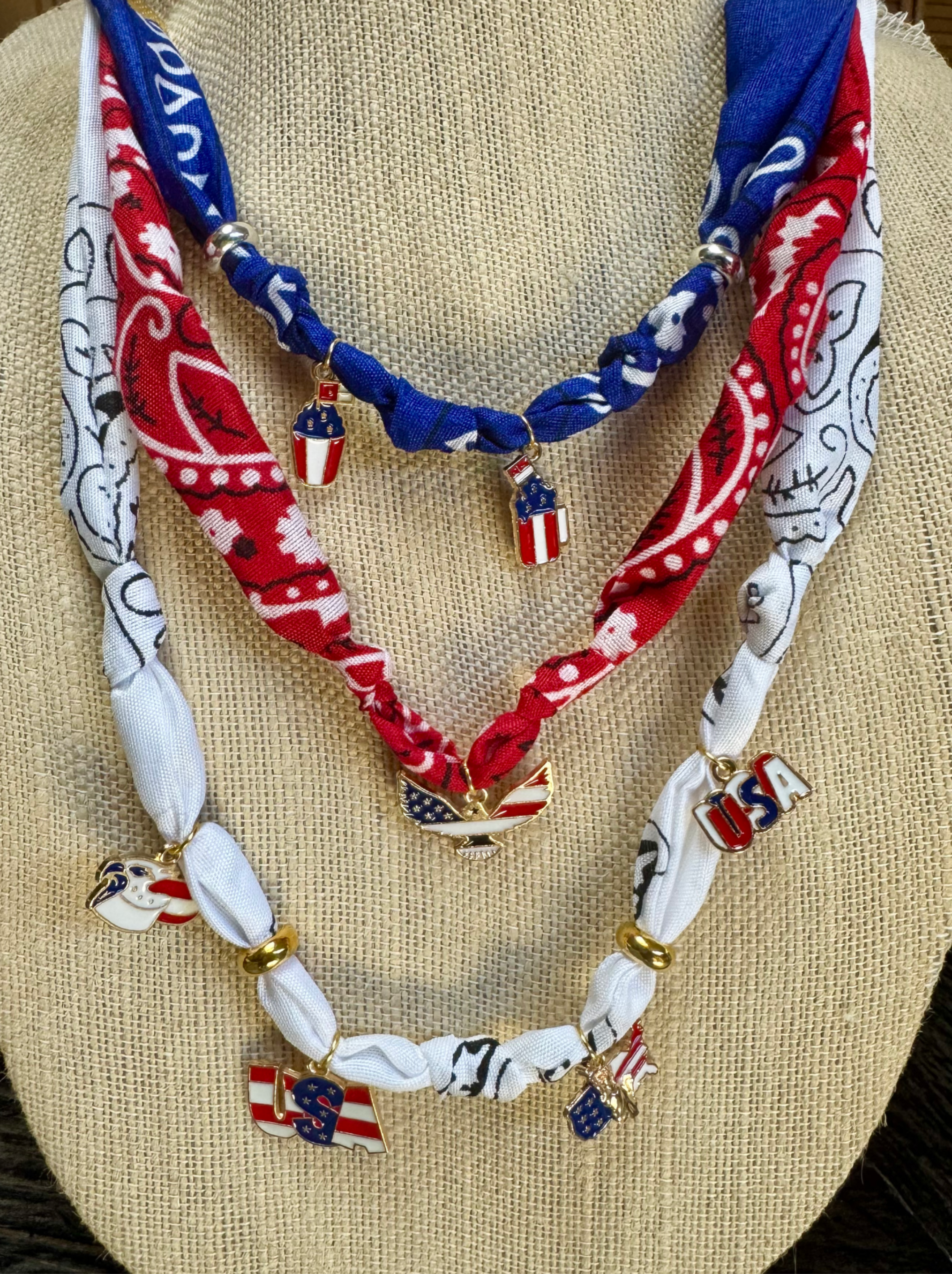 Bandana - 3 layers 8 charms