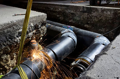 Reseau-de-chaleur-urbain-de-nuit-traversee-de-la-route-de-Bayonne-janvier-2021-1024x683.jp