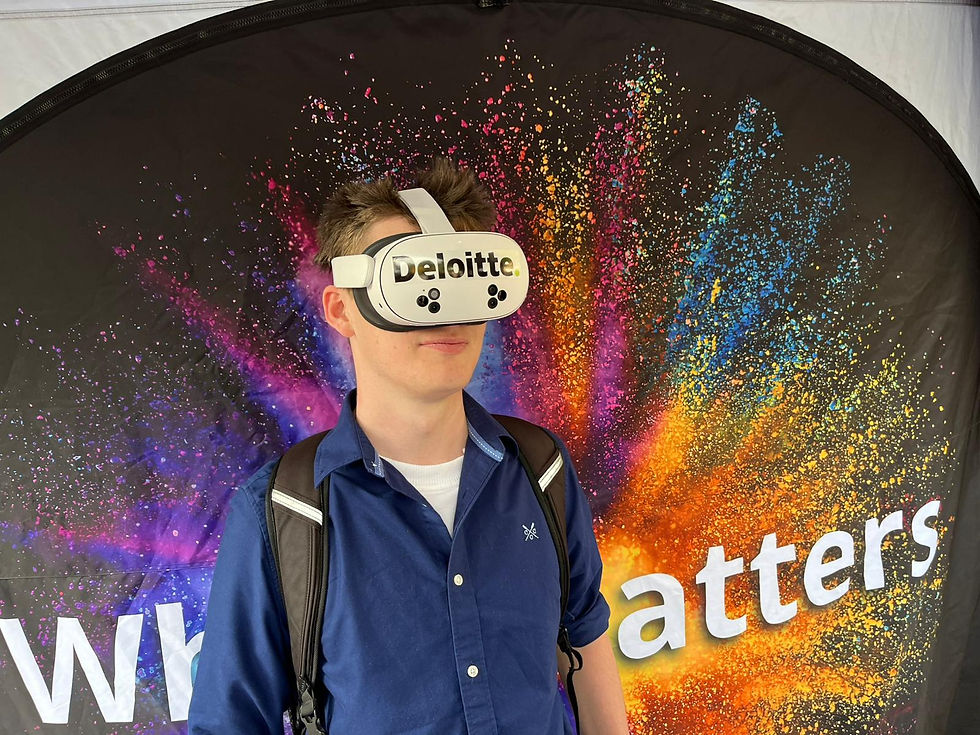 VR Headset Paint Splash - Landscape (2).jpg