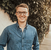 Marshall headshot.jpg