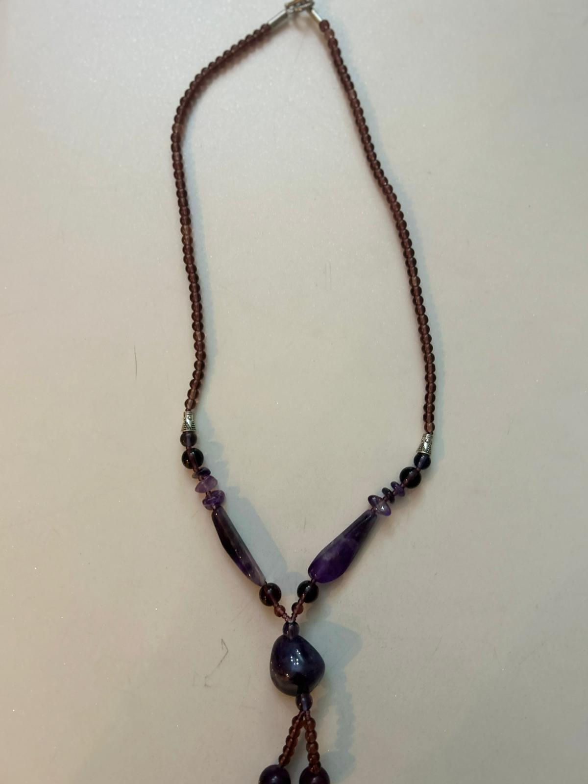 DOĞALTAŞ KOLYE Mor karışık