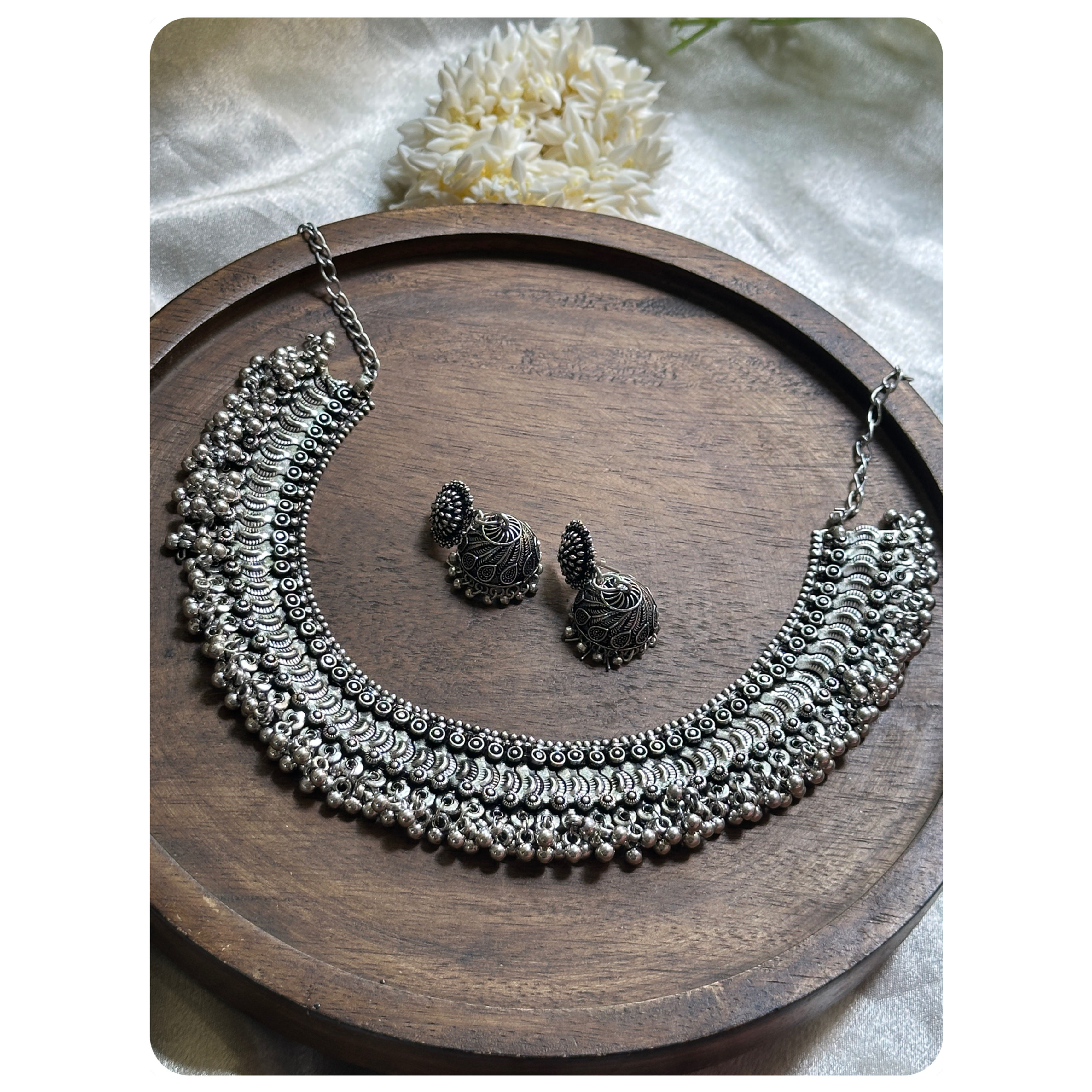 Silver Toned Ghungroo Choker and Jhumka Set 