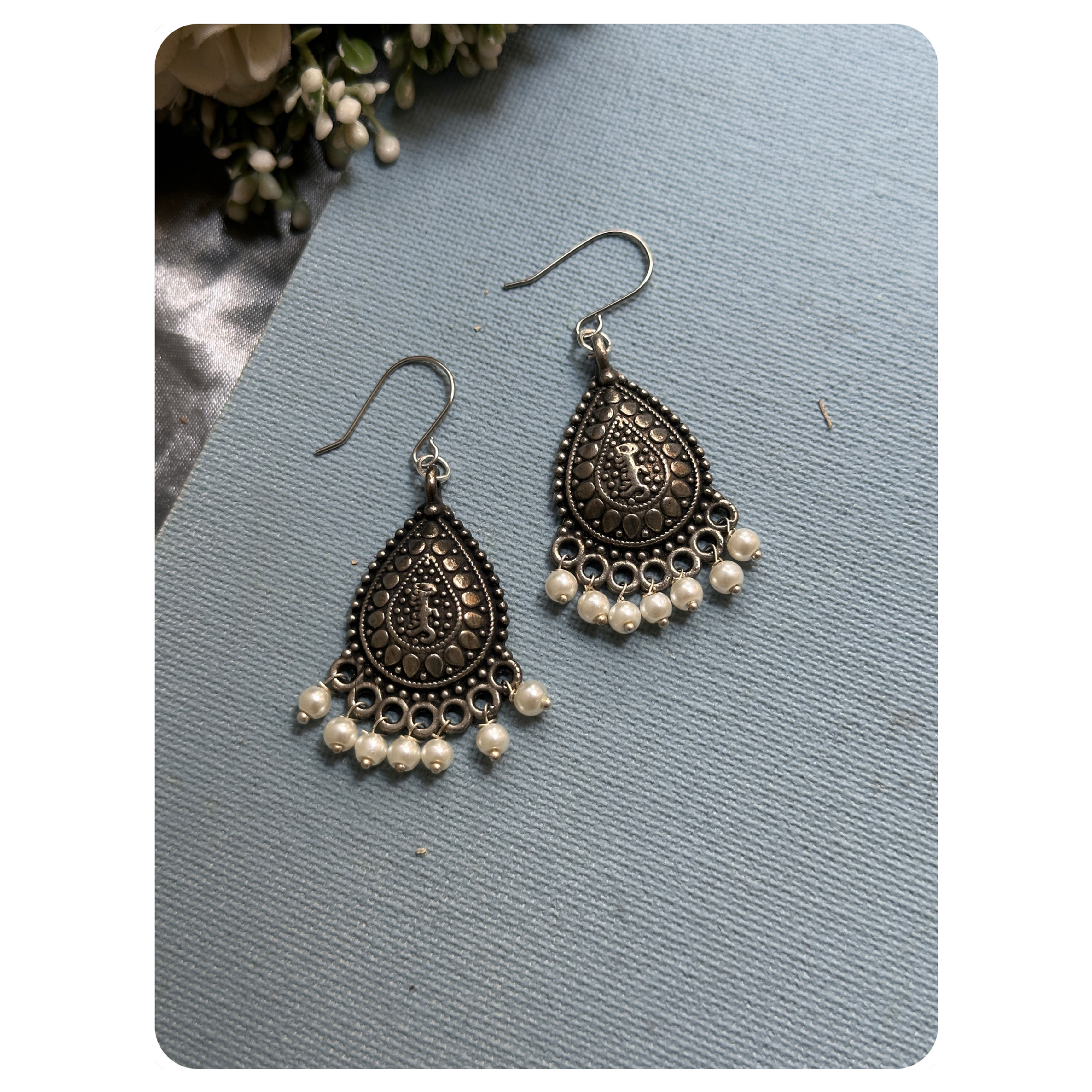 Black Oxidised Tear Drop Pearl Danglers 