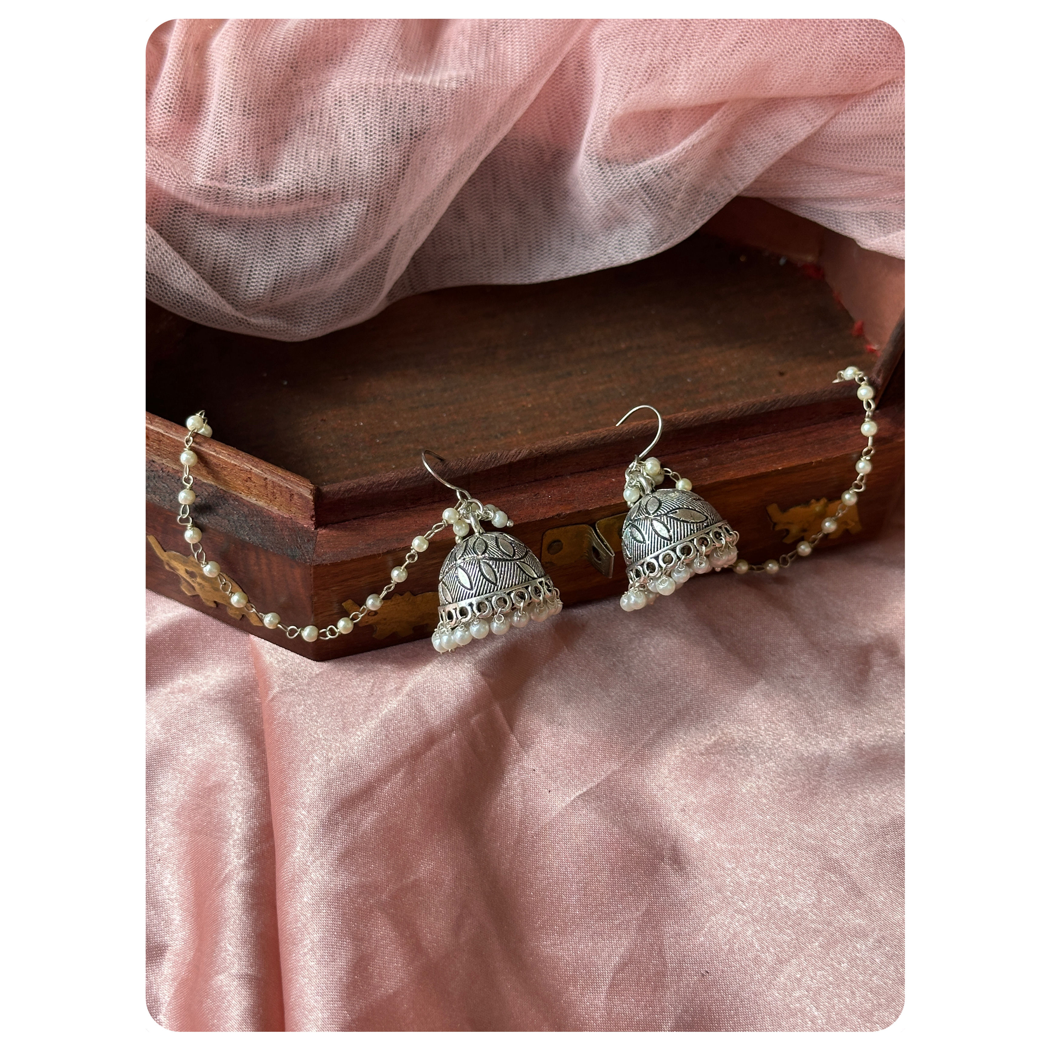 Silver Toned Hook Pearl Hairchain Jhumka