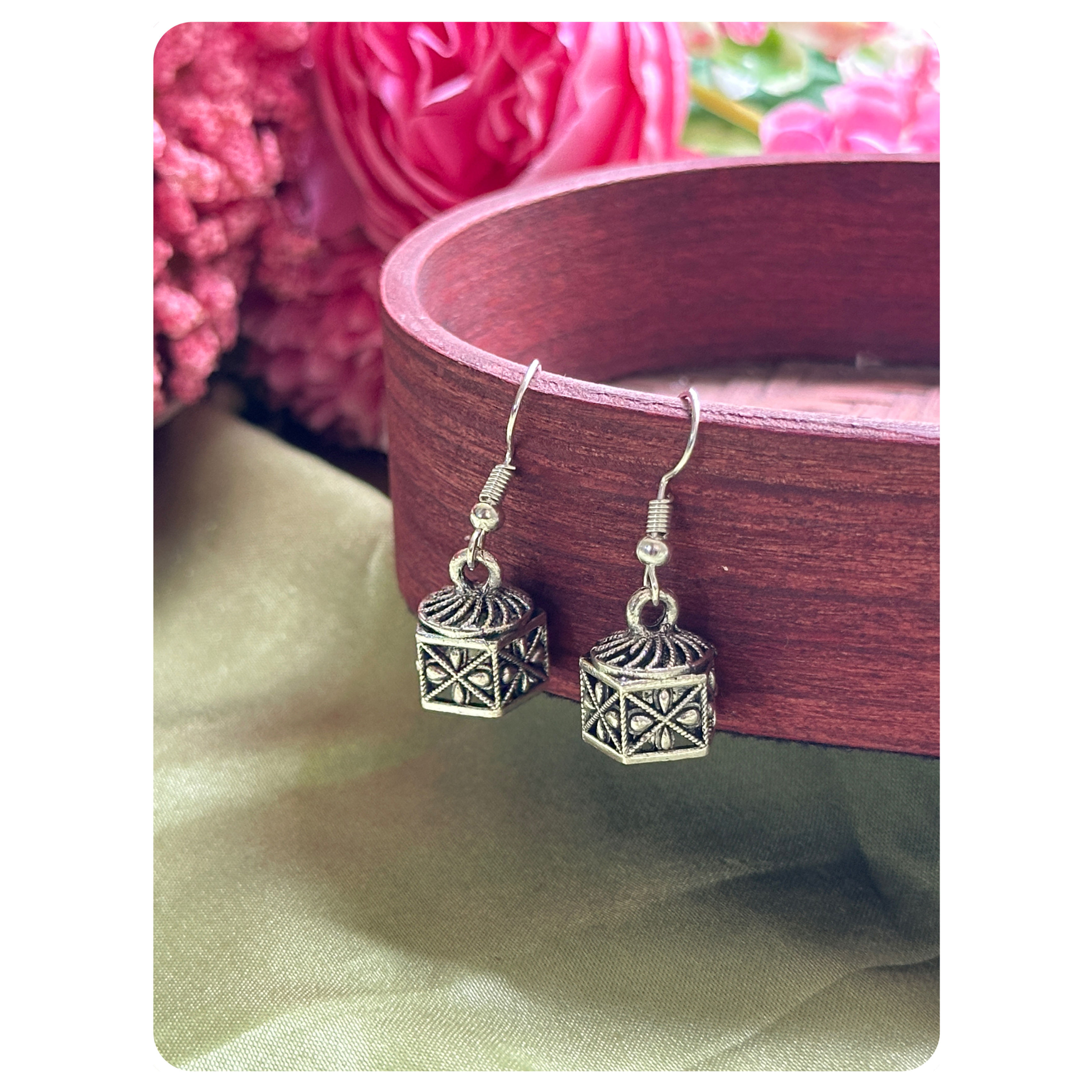 Silver Toned Mini Hexagon Jhumka