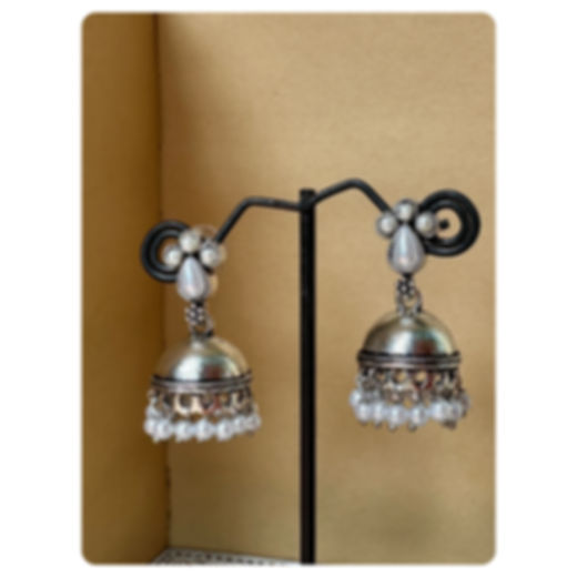 Silver Toned Basic Pearl Stud Jhumka