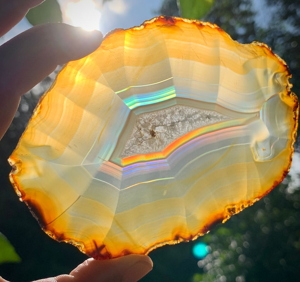 Thumbnail: Rainbow ( Iris ) Agate