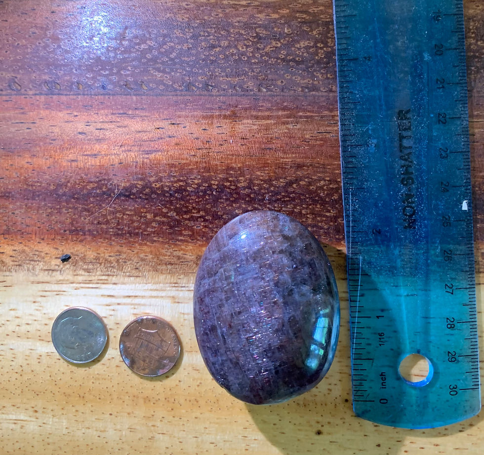 Thumbnail: Iolite Palm Stone