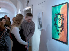 Dvadsaťtri umelcov na 23. ročníku Súhvezdia umenia 2023. Výstava nasávajúca rôznorodosť