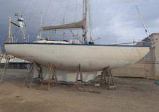 YACHT HULL SURVEY