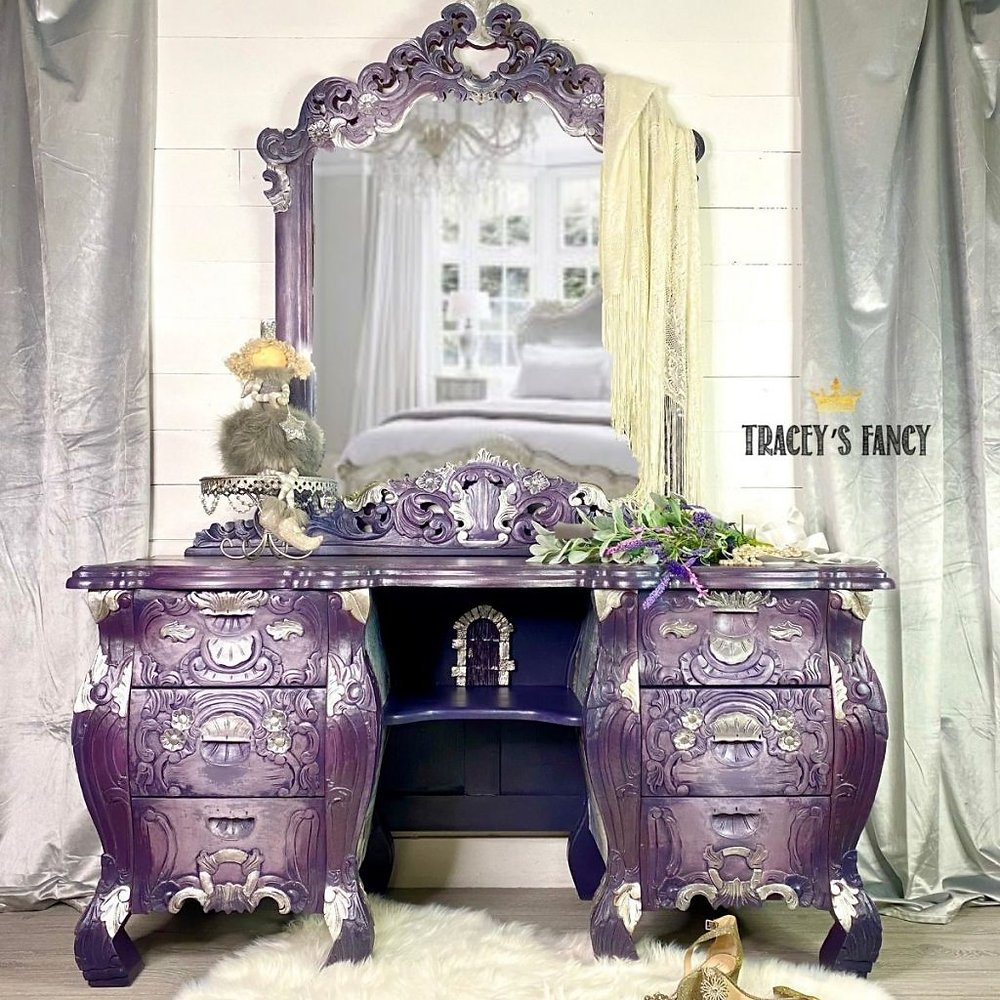 purple dressing table A Touch of Royalty: Make a Statement with Our Purple Vanity Tables"