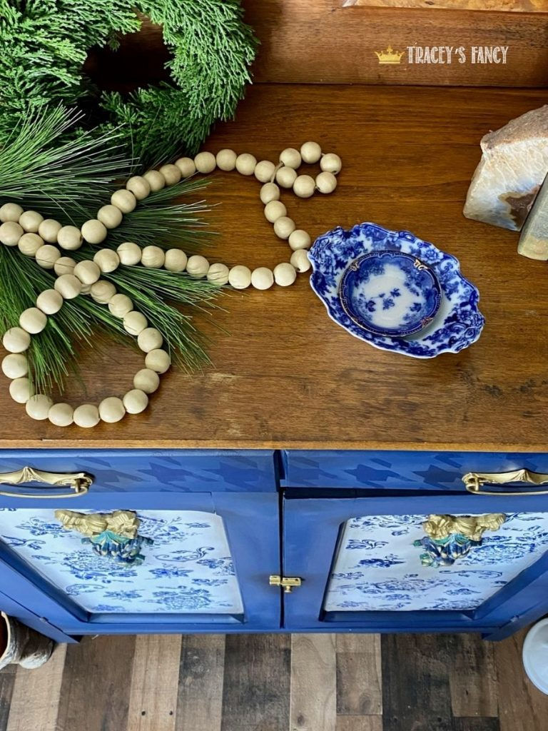 blue shaker cabinet with floral silk screen and houndstooth stencil by Tracey's Fancy