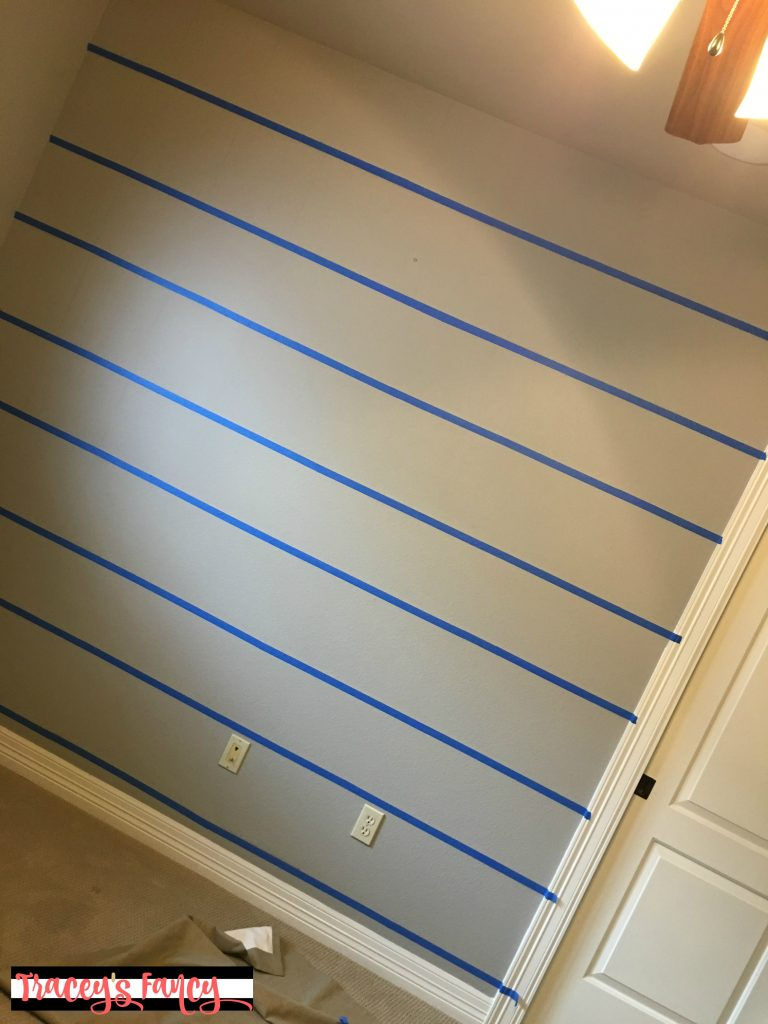 How to Paint a Buffalo Check Wall | Tracey's Fancy