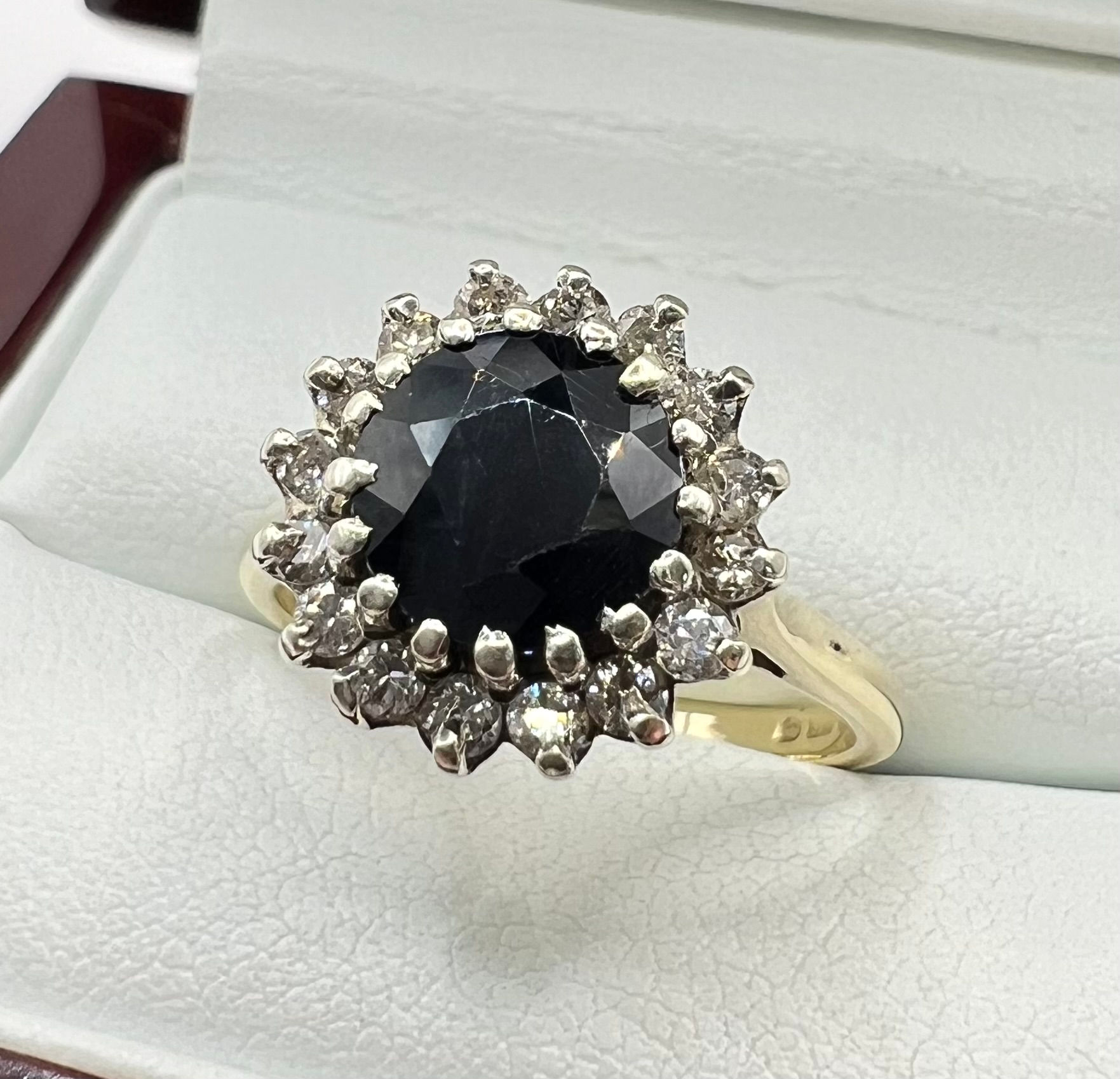 9ct Gold Sapphire & Diamond Ring - Size M 1/2