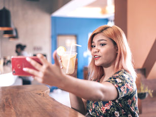 Instagram vs. TikTok: Best Social Media Platform for Small Restaurants