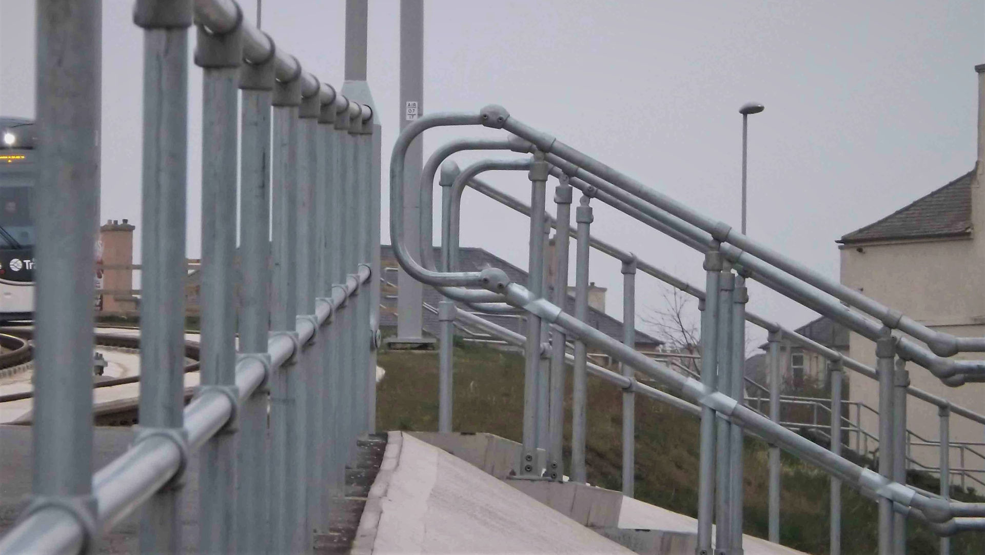 tube clamp fittings handrail system supplied by kite group to Edinburgh tram's project