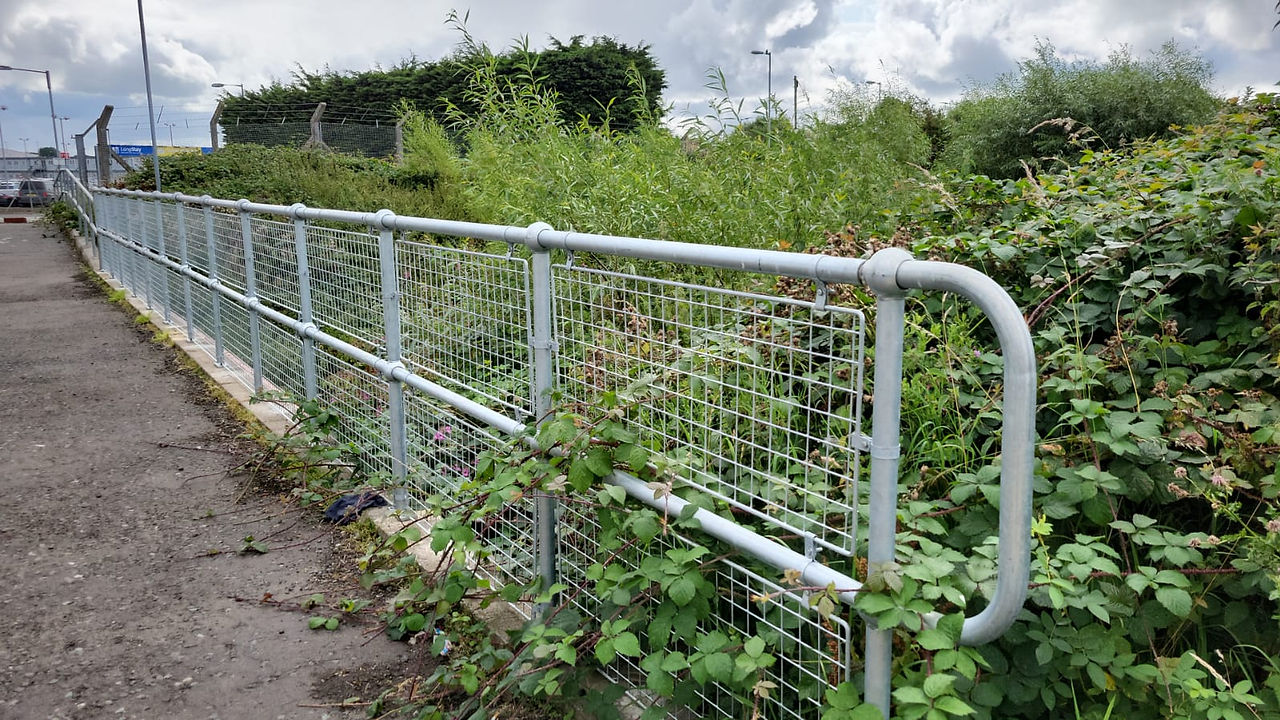 Two ball standard handrail system with mesh infill panels for extra protection on the side of the road supplied by kite group