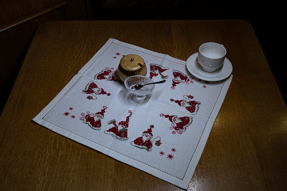 Սփռոց՝ Ձմեռ Պապիկով