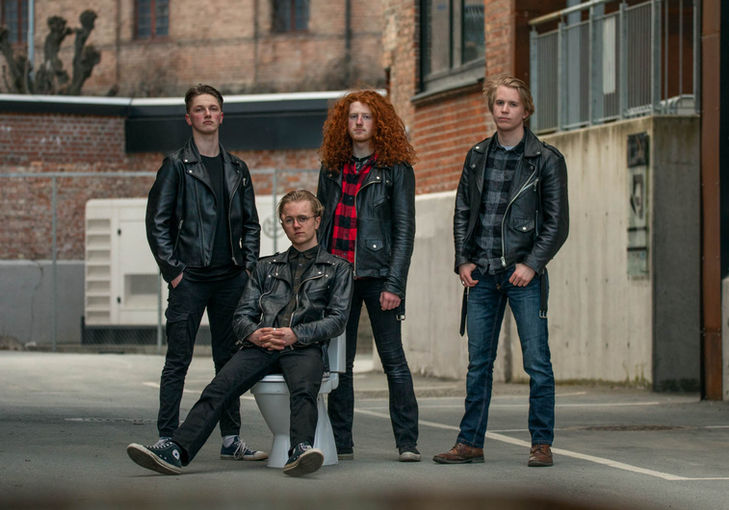 Gruppedass color (1 of 1).jpg