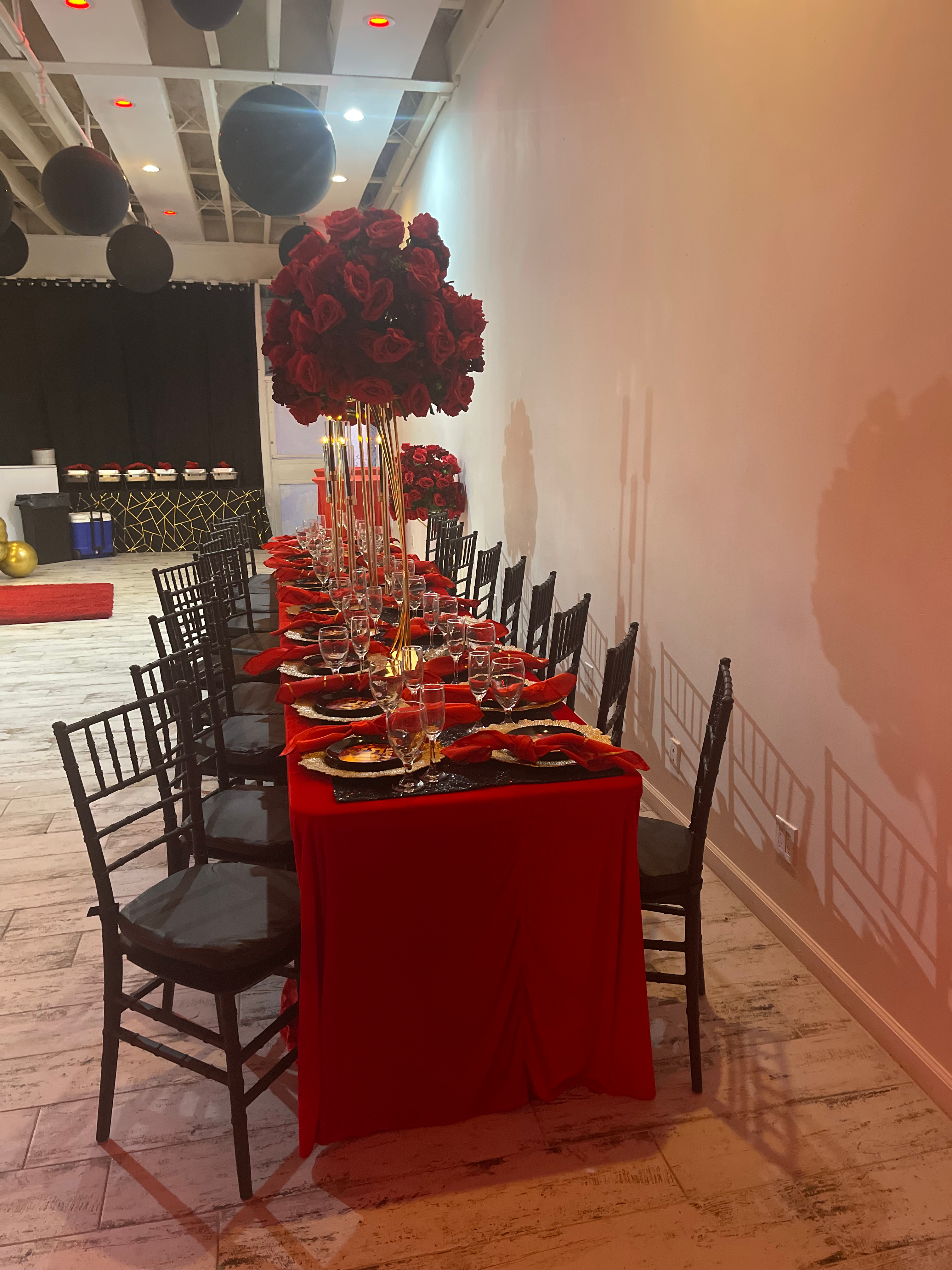 GUEST TABLE SETTINGS