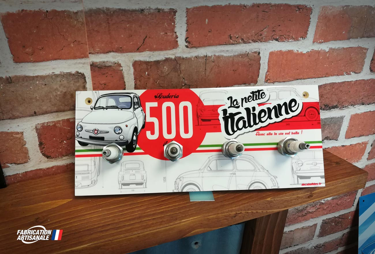 Accroche clés mural FIAT 500 " La petite italienne " 4 bougies