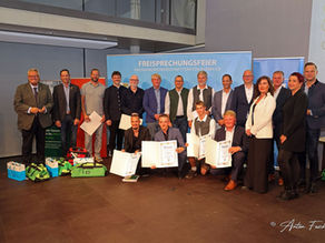 Gesellinnen und Gesellen werden freigesprochen