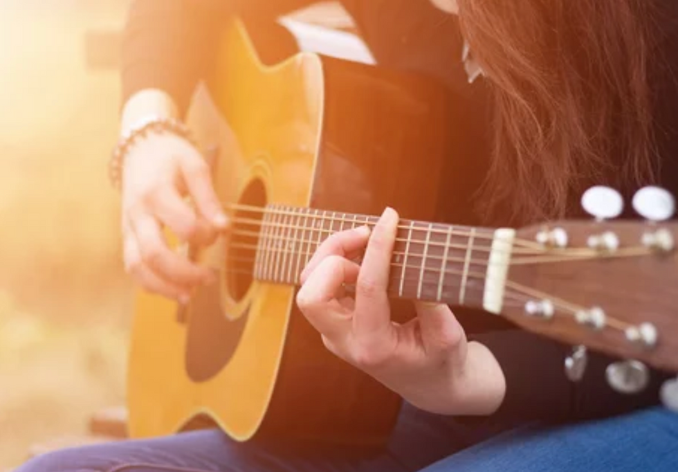 Live Music with Ruksana & Alissa