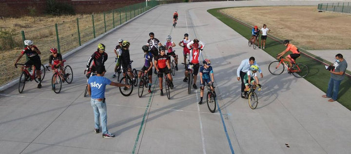 Arrancó INMUDE “Jueves de Ciclopista”