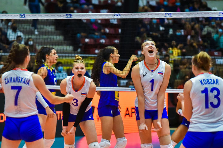 TRIUNFA RUSIA SOBRE BRASIL EN EL MEJOR JUEGO DE LA JORNADA