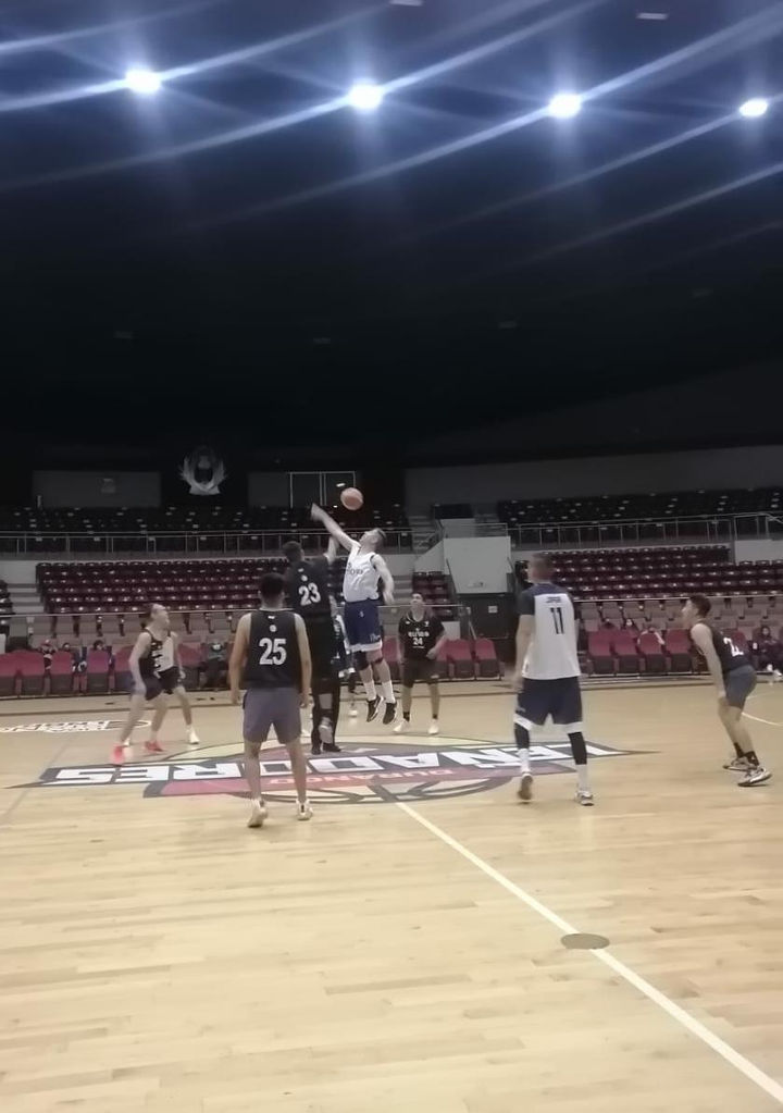 Intensa primer jornada del torneo Balón Fest de básquetbol