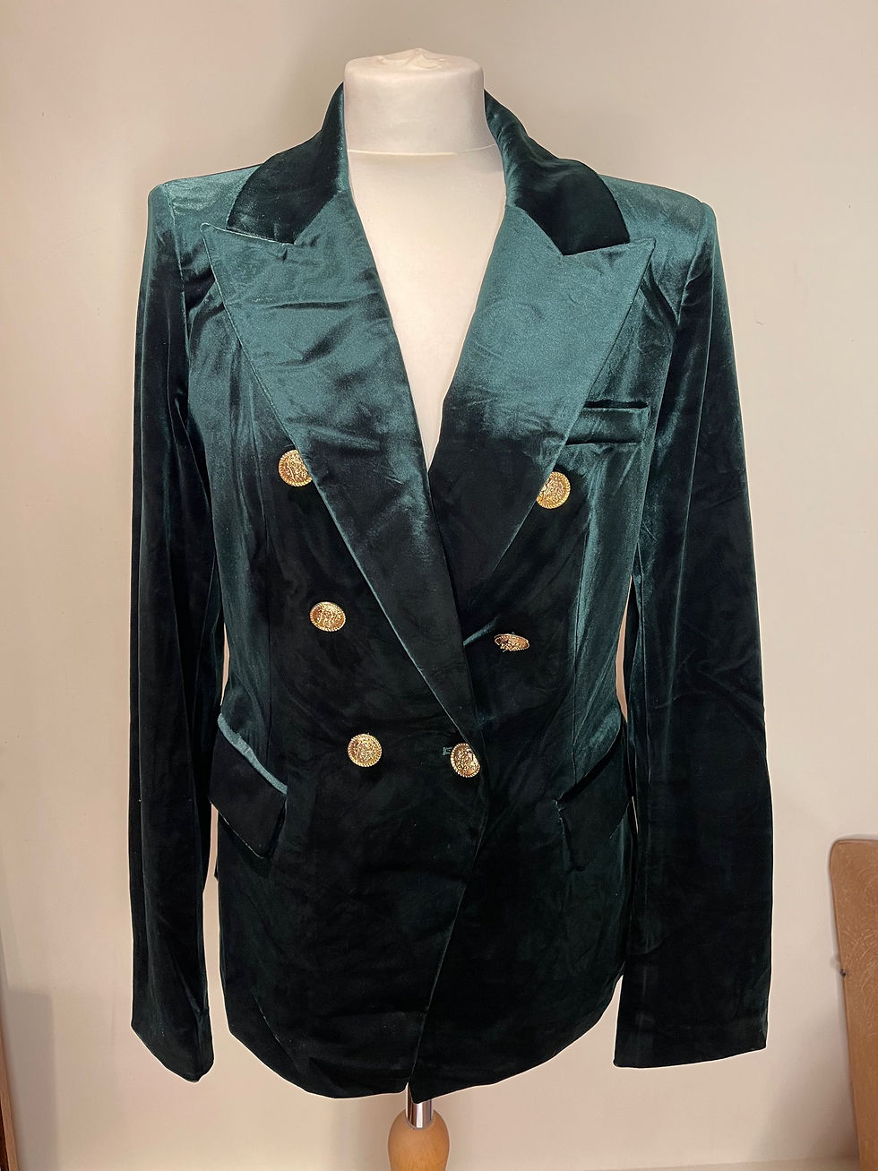 Thumbnail: Velvet Blazer in green . Size 14 only 