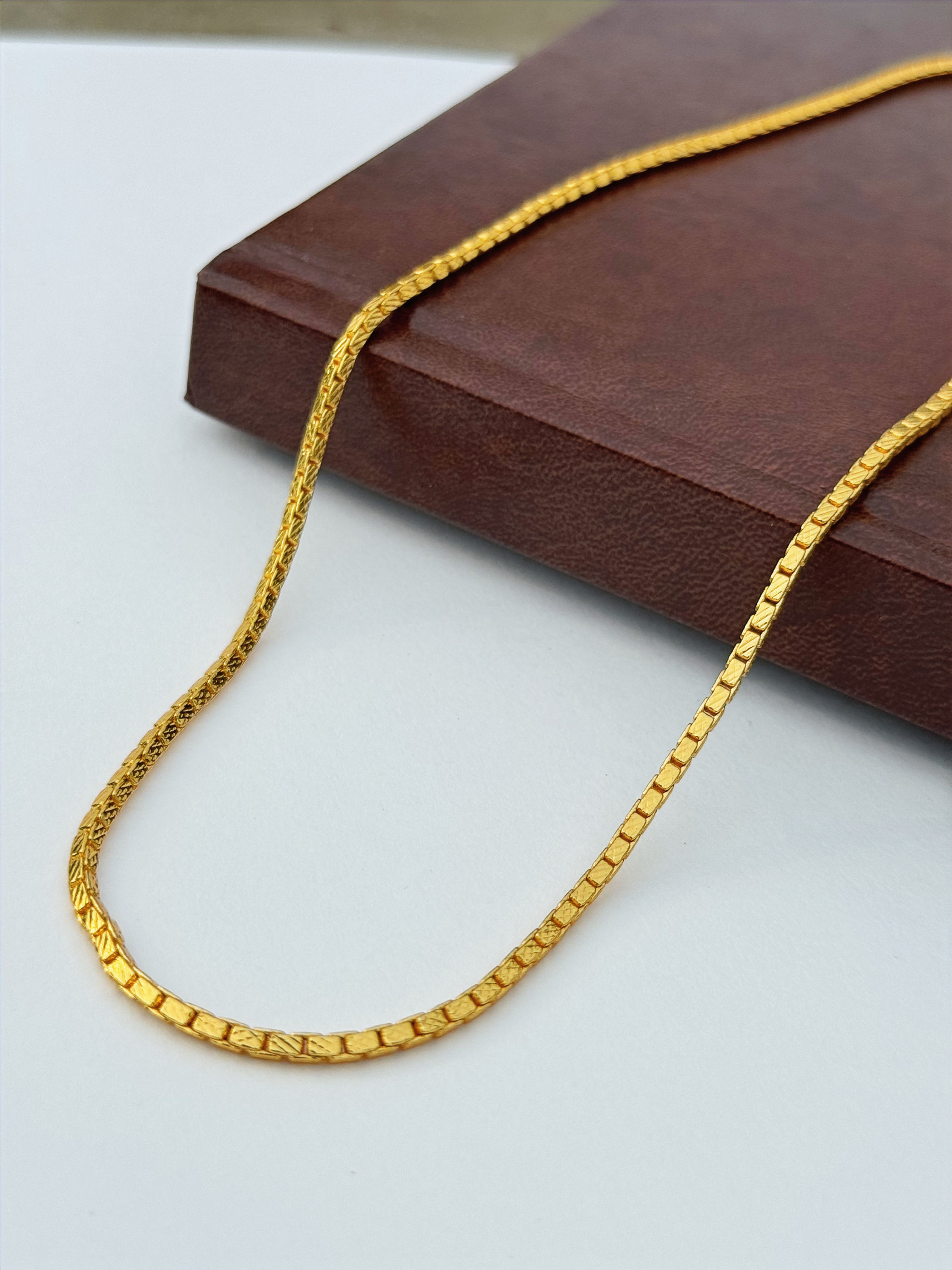 Signature Box Link Chain