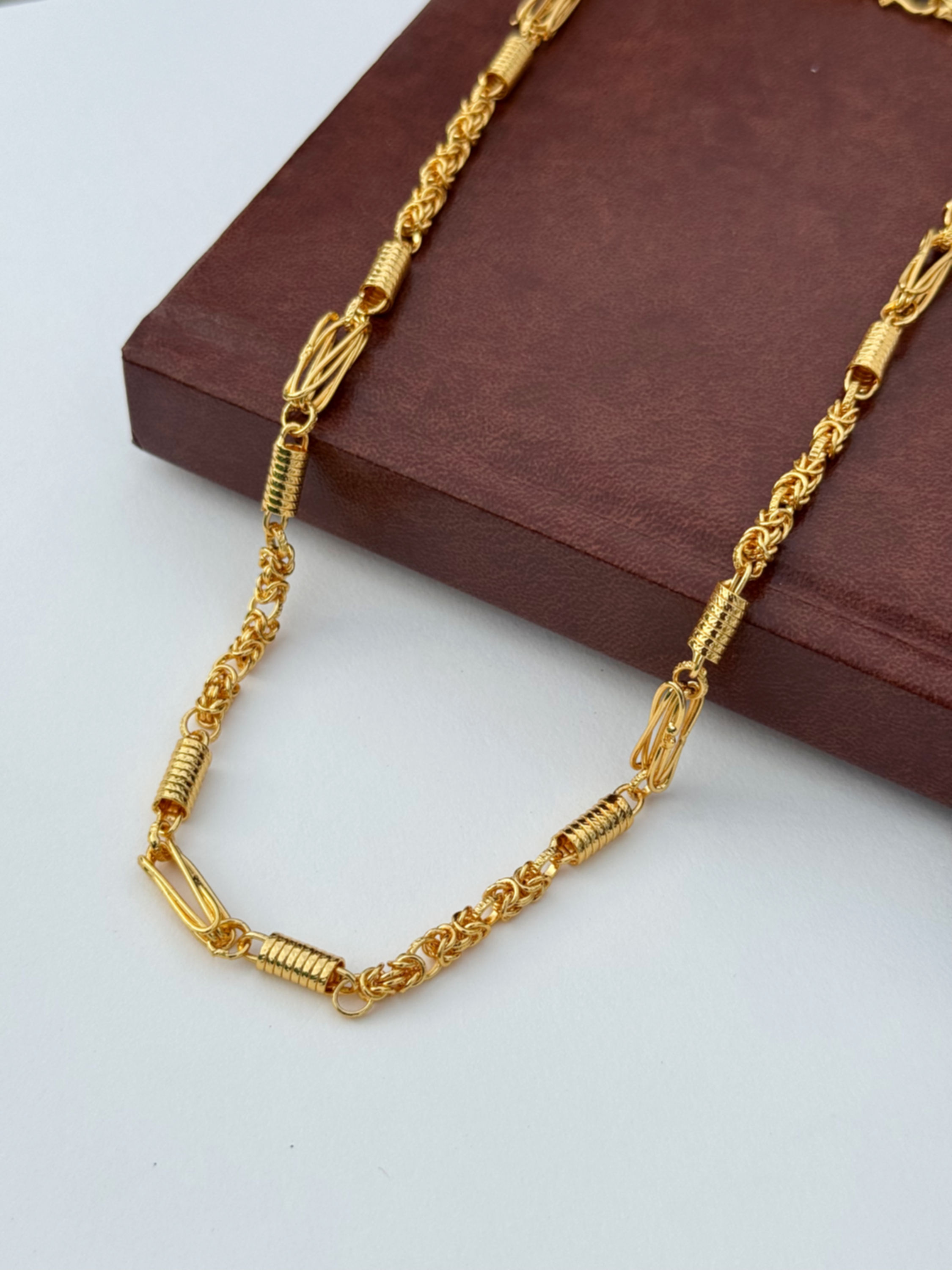 Royal Heritage Weave Necklace