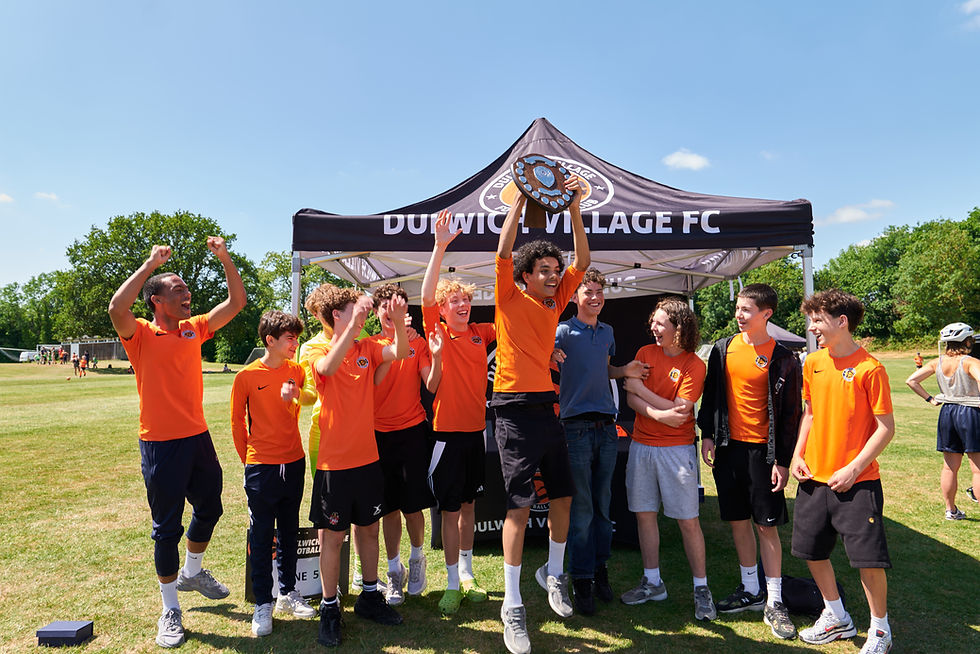 Dulwich_Village_FC00083.jpg