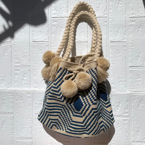 ワユーハンドバッグ twist デザイン Lサイズ ブルー | Happies People