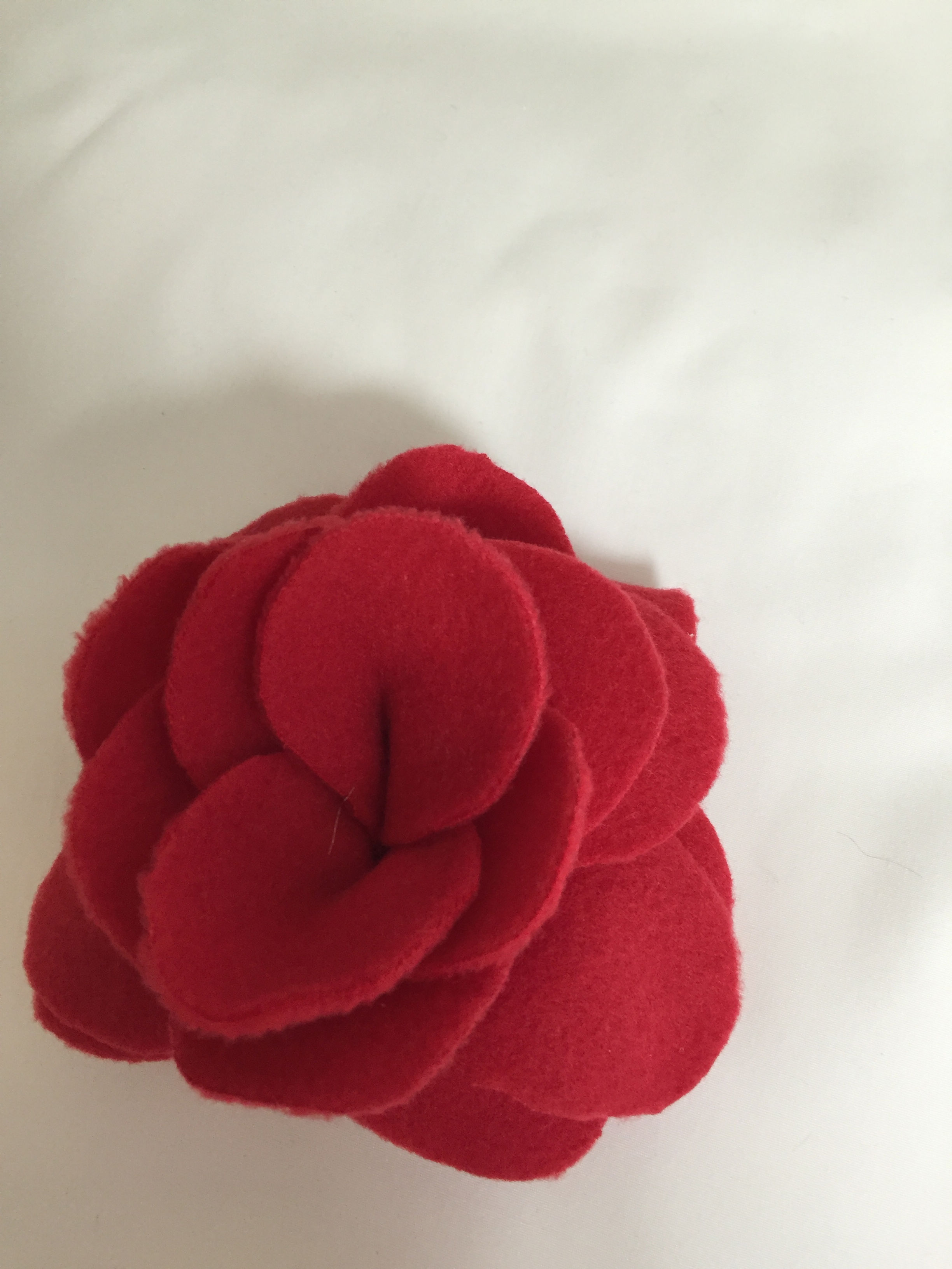 Fabric Flowers-Red 5" Clip-On