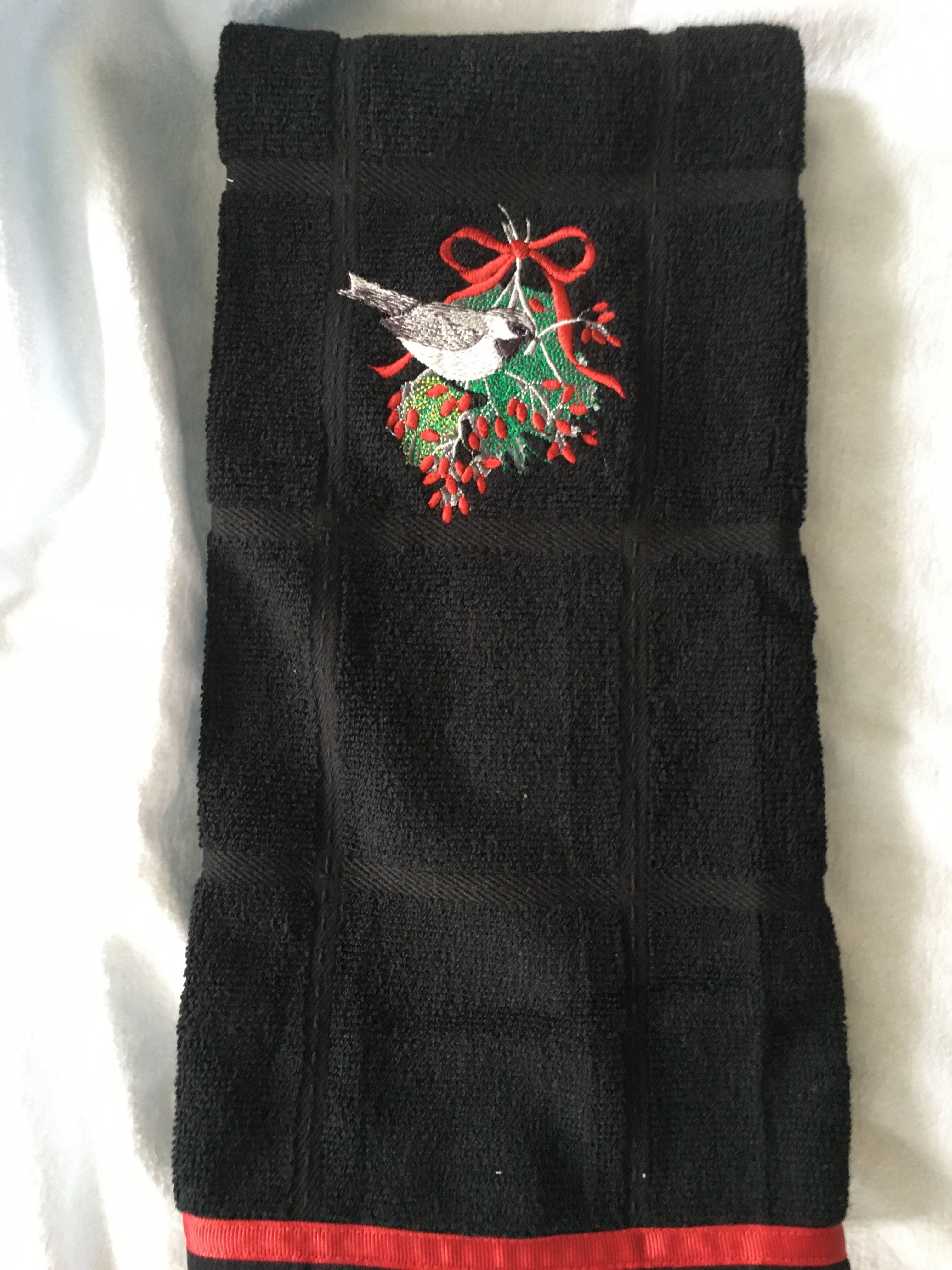 19-178 Chickadee with Red Berries