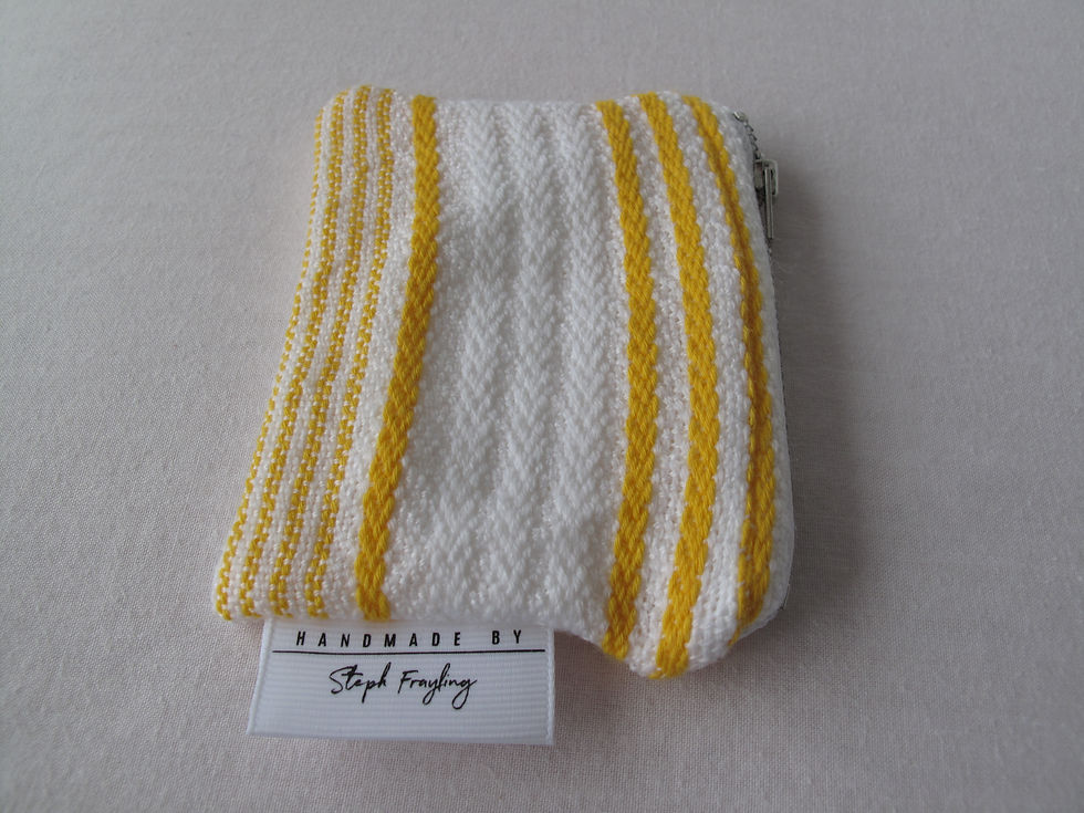 Thumbnail: Seconds Daisy Small Pouch