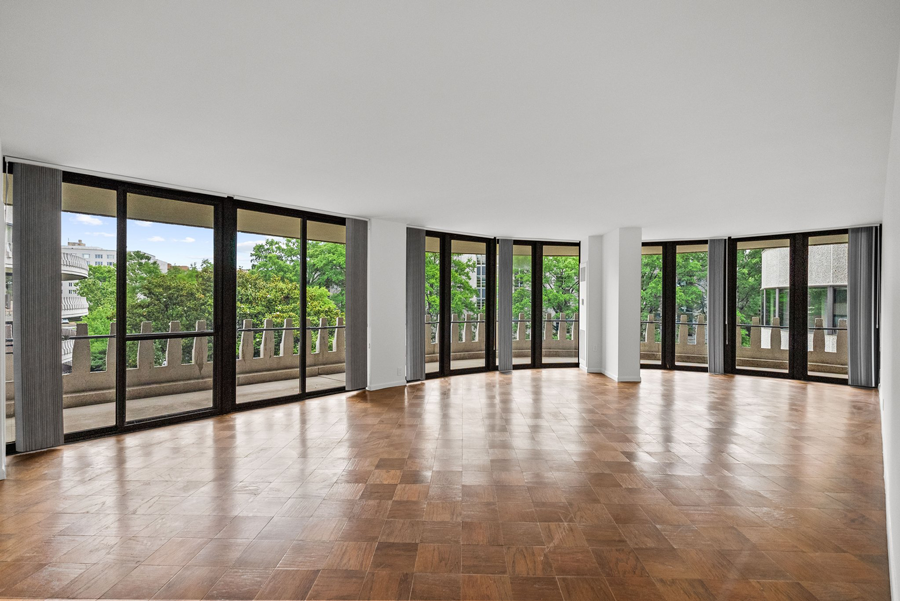 617 Watergate South