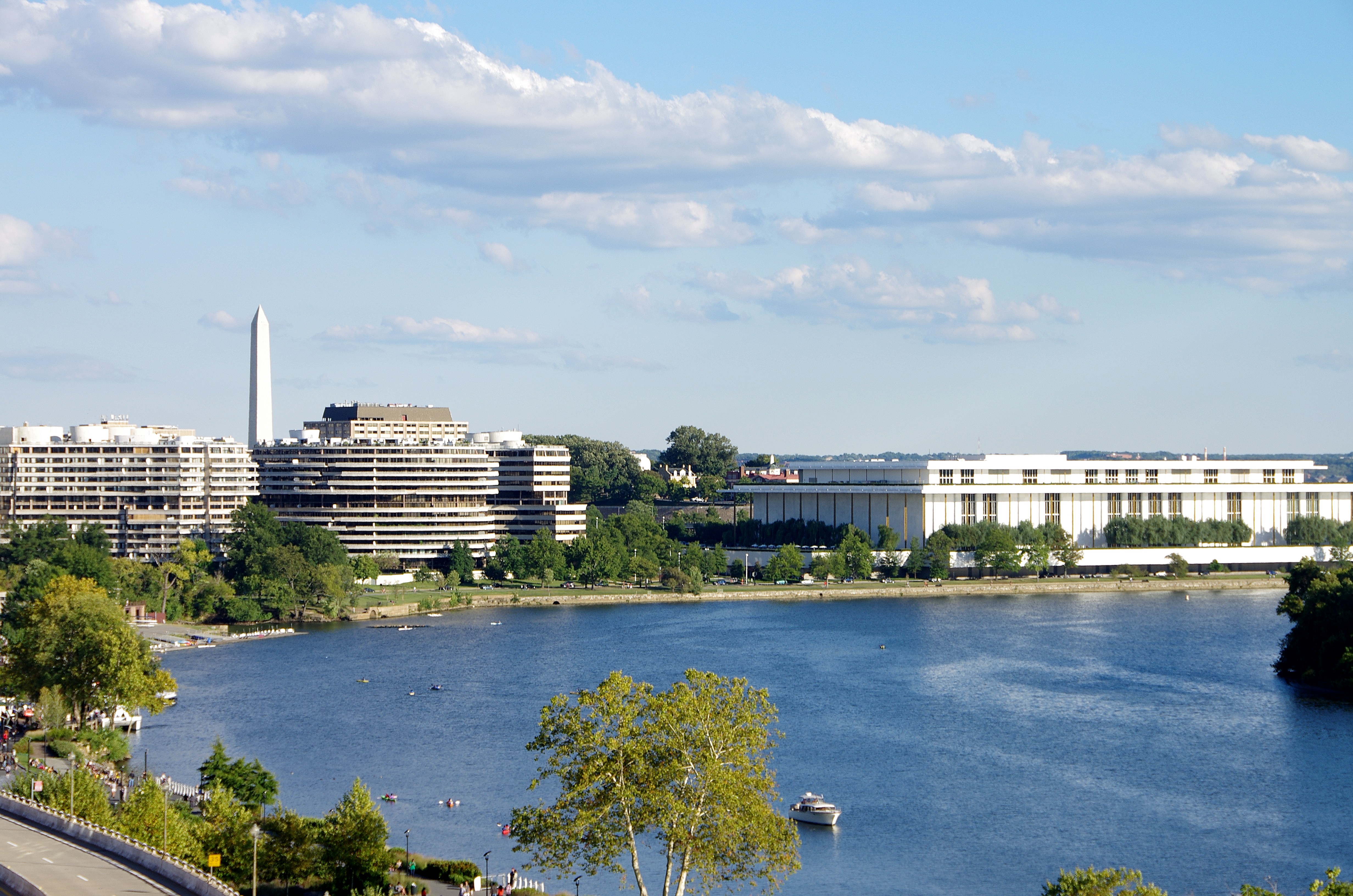 1107S Watergate East