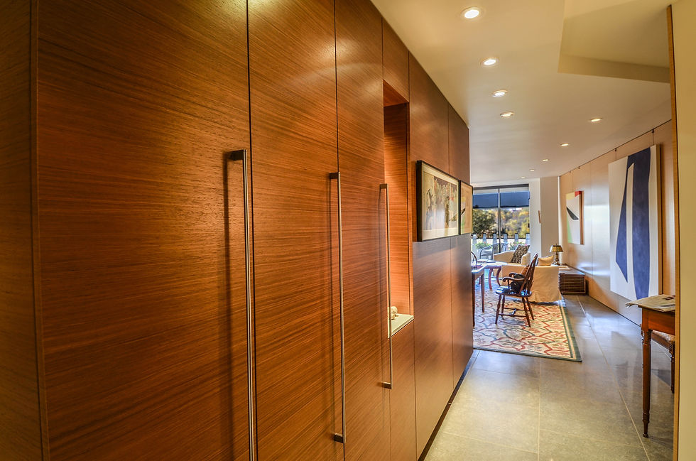 519 Watergate South