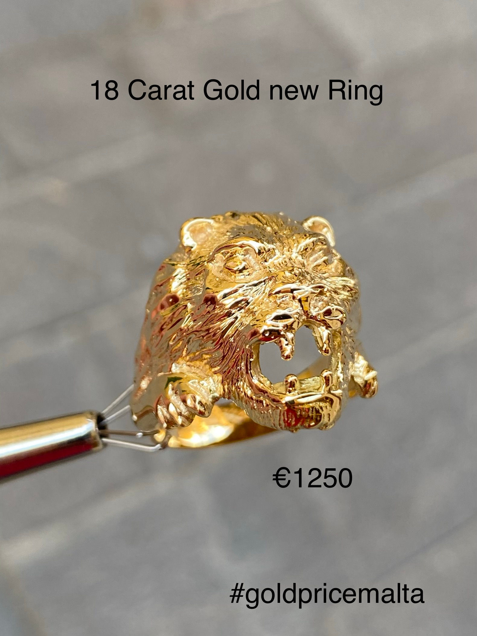 18 Carat Gold Ring
