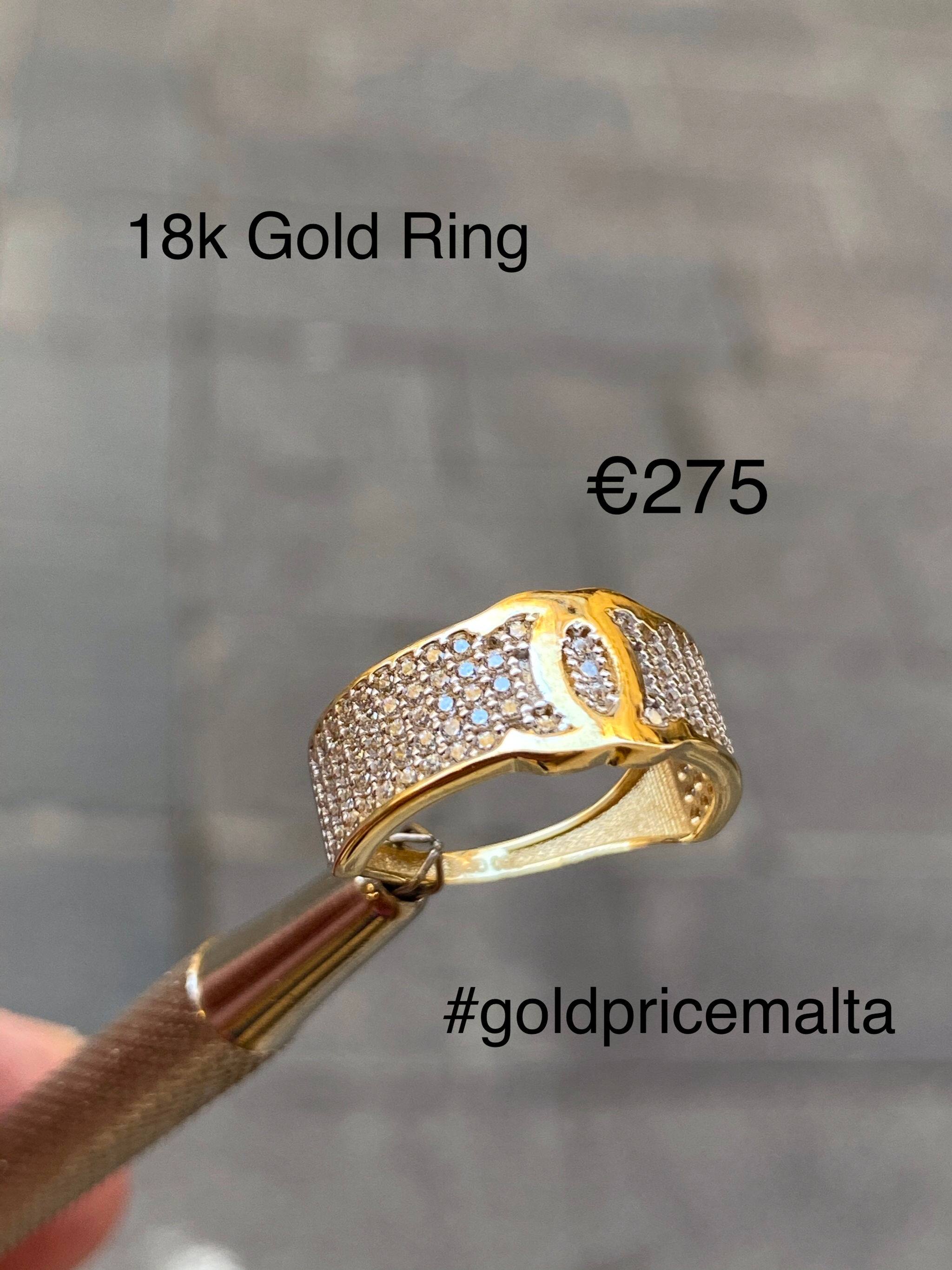 18 Carat Gold Ring