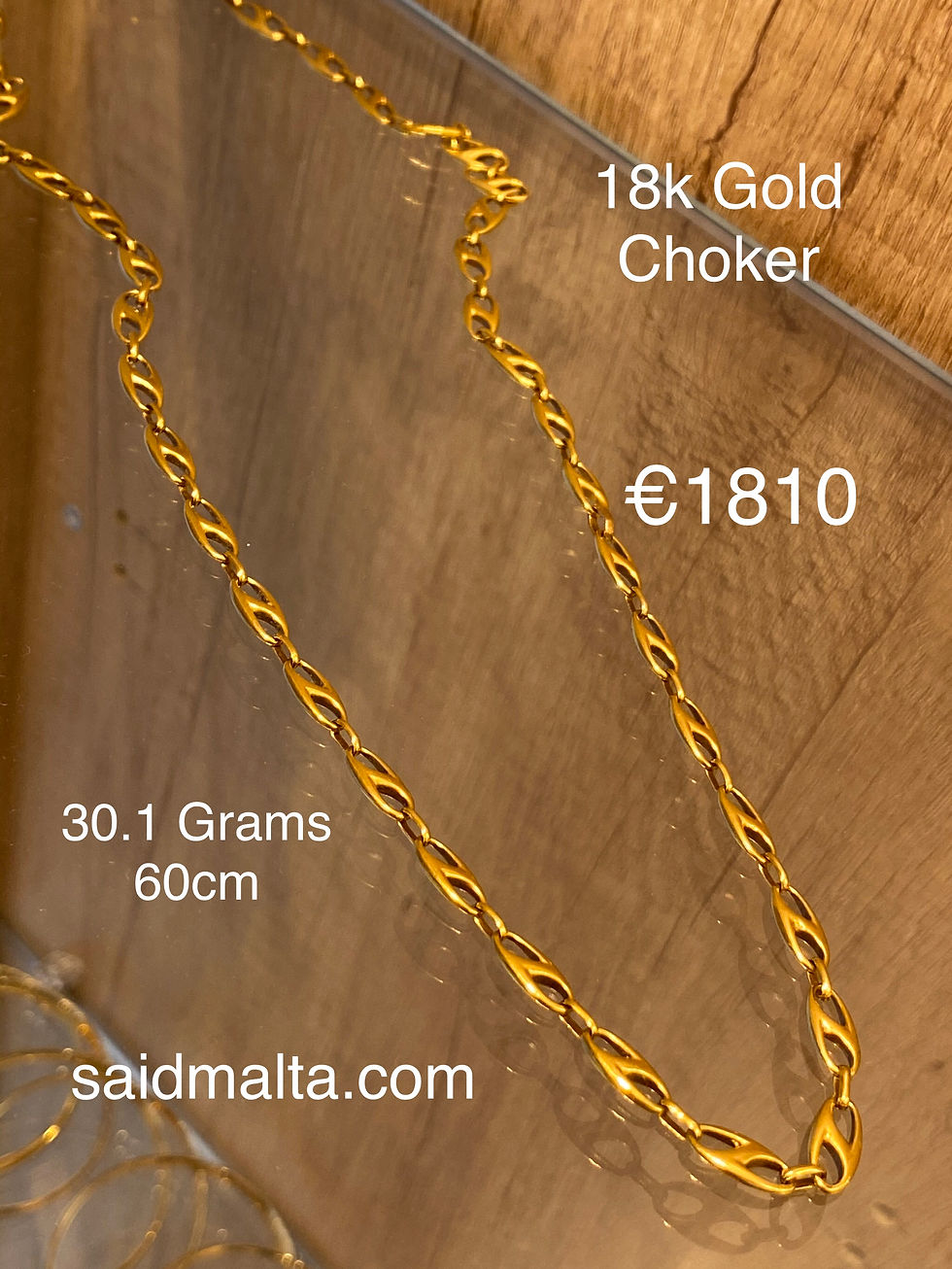 18 Carat Gold Choker