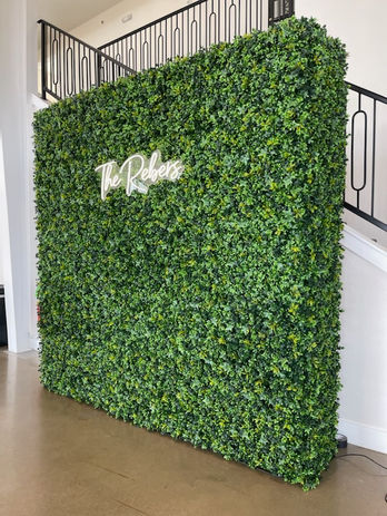 green wedding hedge wall