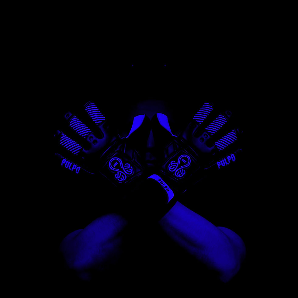 Product_Image_Downloads_In_a_dark_studio_a_person_wearing_black_FxUchS0o_edited.jpg