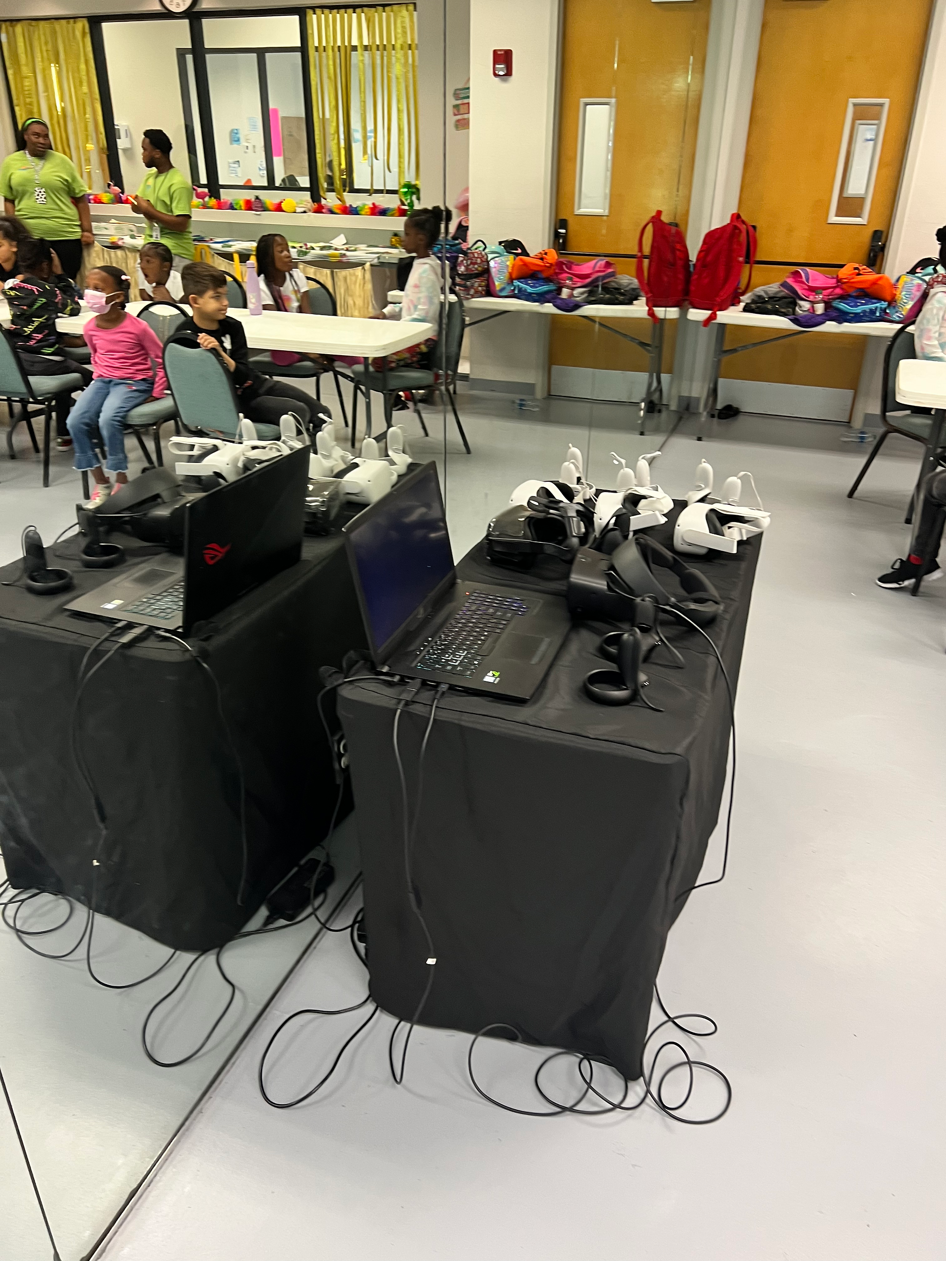 Virtual Reality Rentals Orlando Florida - Birthday Parties - Family Friendly - Back to School - - Corporate Events - Near Me - 954-408-1881 - Oviedo - Tampa - Apopka - Lake Mary - Lake Nona - Orlando - Winter Park - Windermere - Orlando